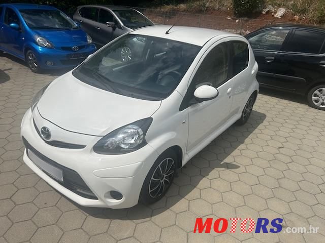 2013' Toyota Aygo 1,0 Vvt-I Cool photo #1