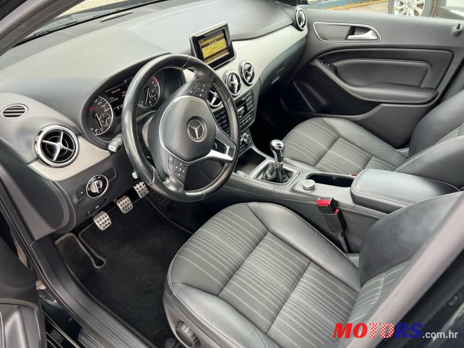 2012' Mercedes-Benz B-Klasa 200 Cdi photo #6