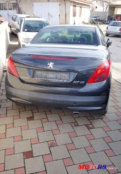 2007' Peugeot 207 Cc Sport photo #2