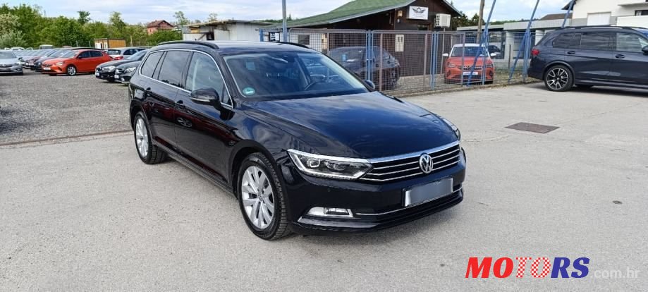 2016' Volkswagen Passat Variant photo #2