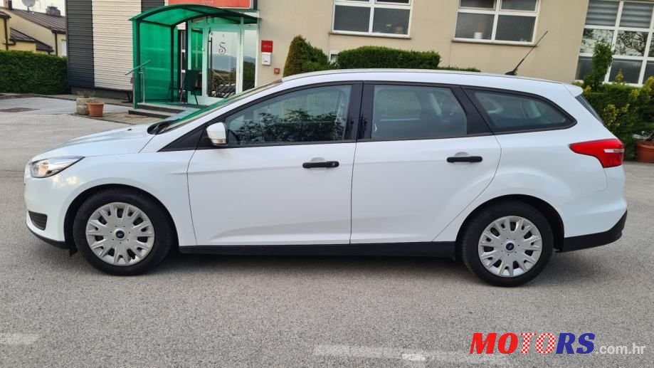 2015' Ford Focus Karavan photo #4