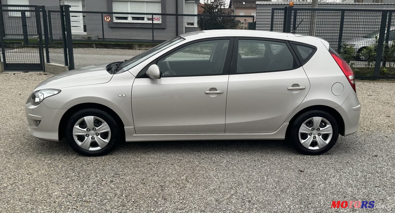 2011' Hyundai i30 1,4 16V photo #6