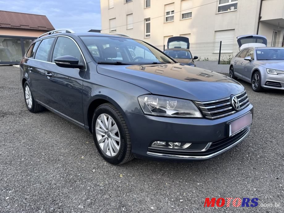 2014' Volkswagen Passat Variant photo #1