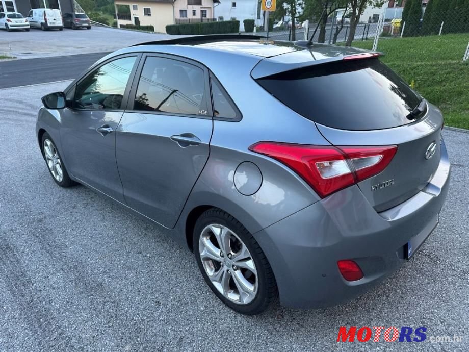 2014' Hyundai i30 photo #4