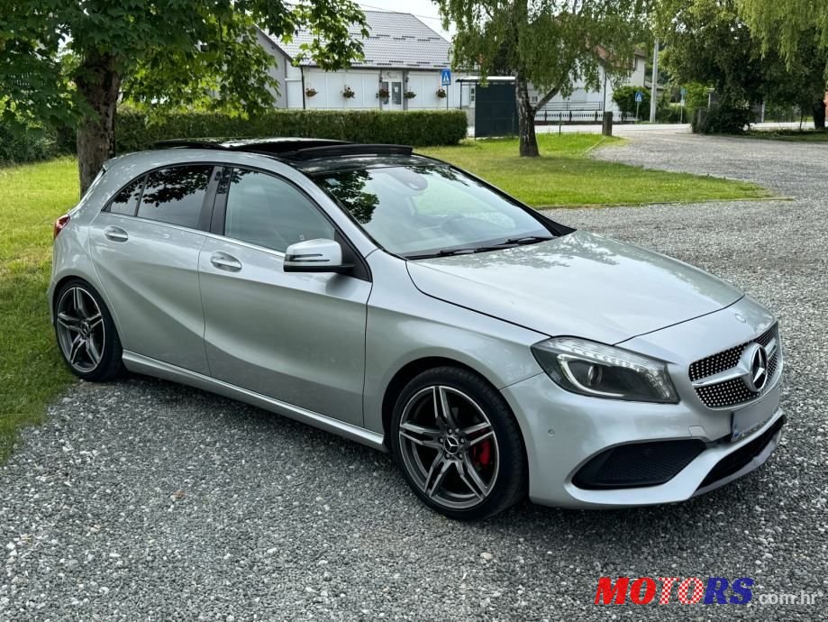 2012' Mercedes-Benz A-Klasa photo #3