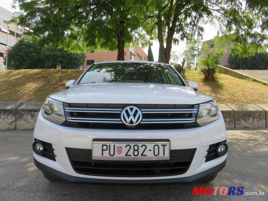 2013' Volkswagen Tiguan photo #1
