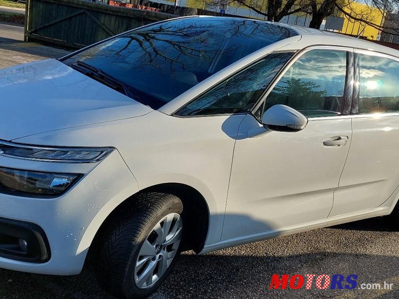 2017' Citroen C4 Picasso Bluehdi 120 photo #1