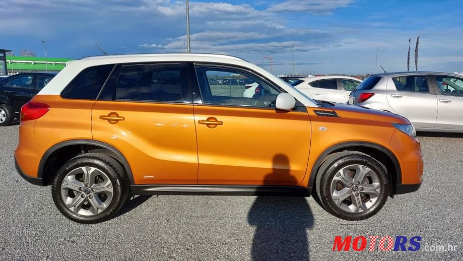 2015' Suzuki Vitara 1.6 Ddis photo #6