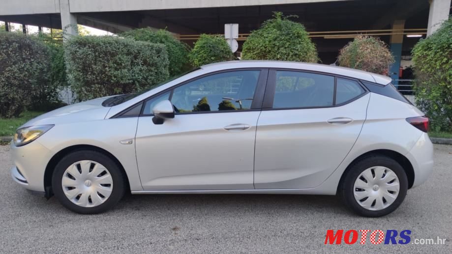 2016' Opel Astra 1.6 Cdti photo #5