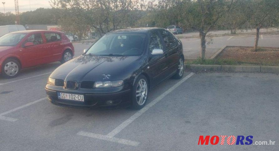 2002' SEAT Leon 1,9 Tdi photo #1