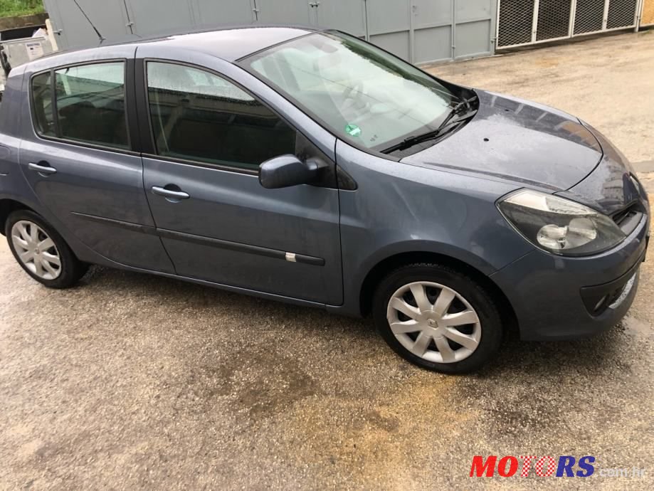 2006' Renault Clio 1,2 16V photo #3