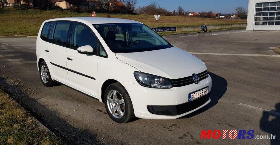 2013' Volkswagen Touran 1,6 Tdi photo #1