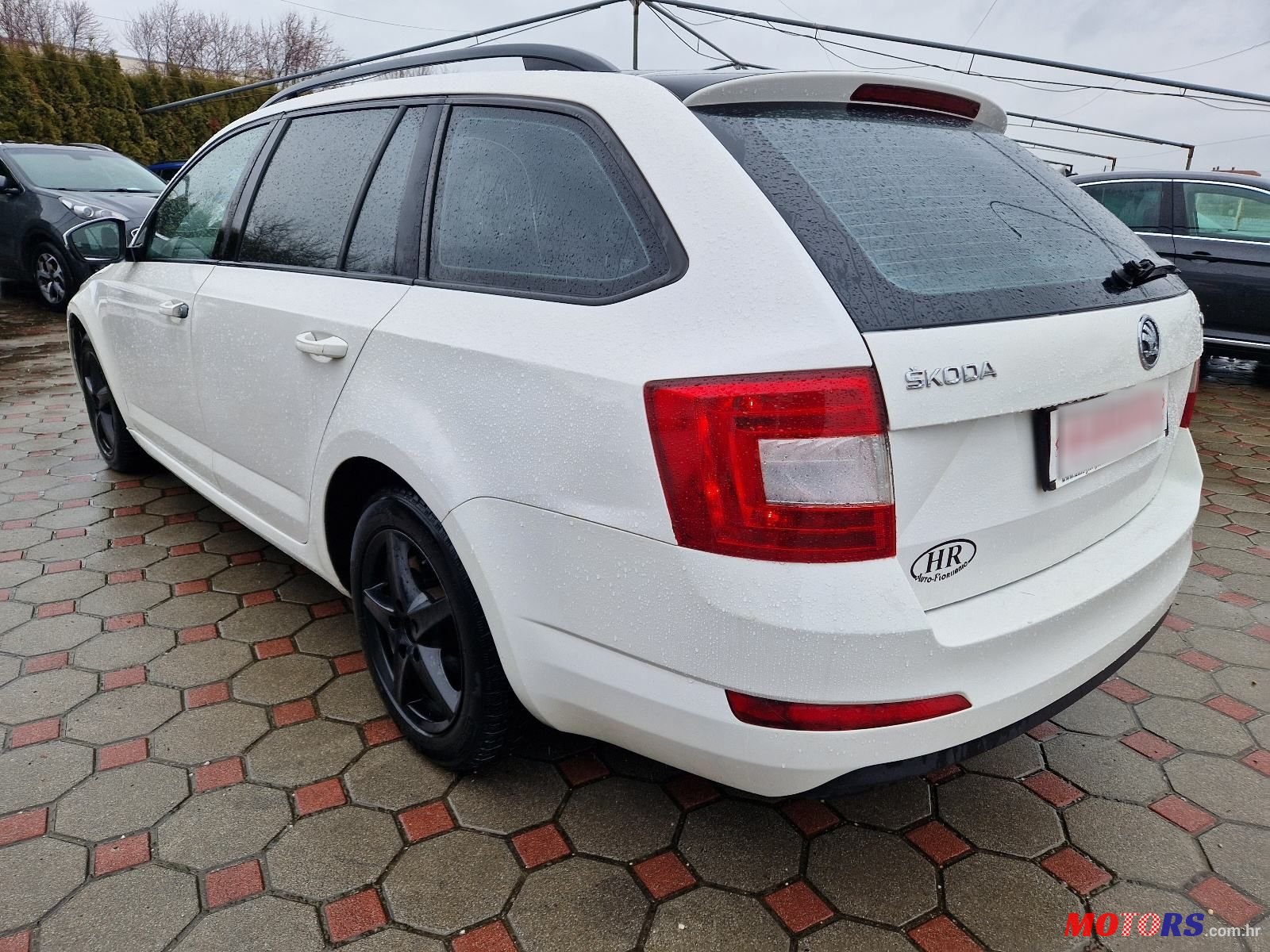 2014' Skoda Octavia Combi photo #5