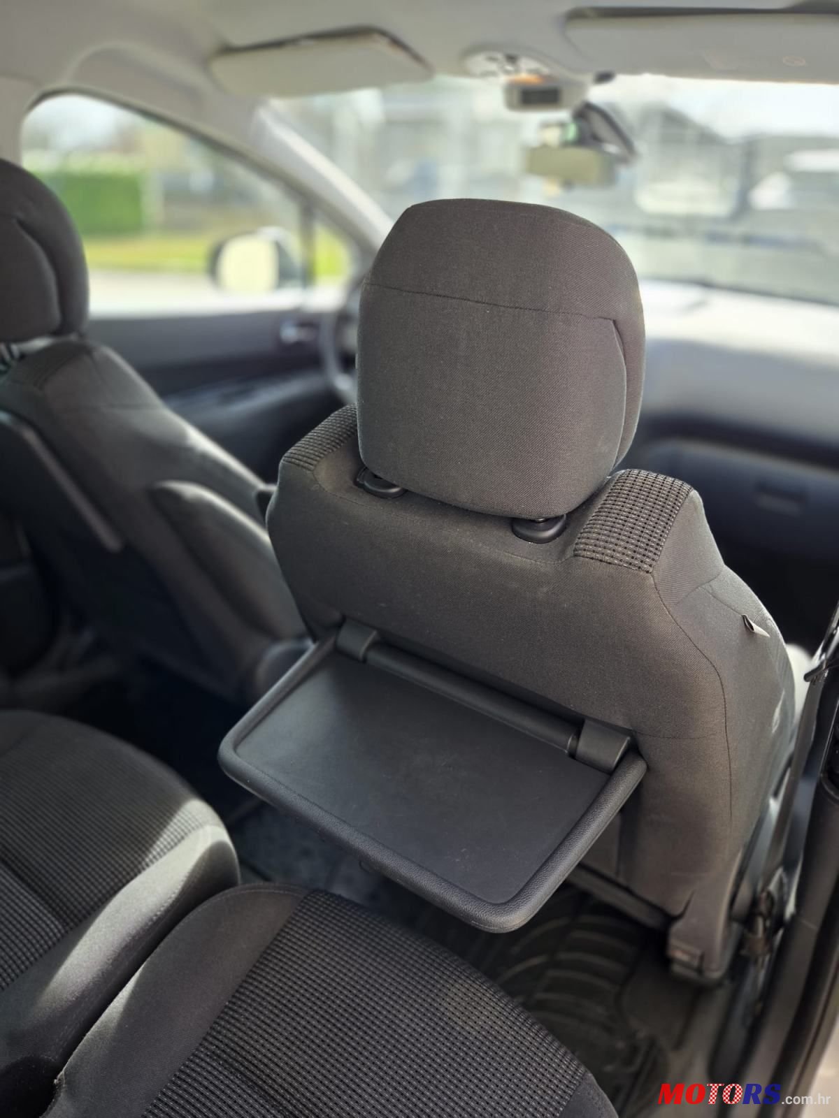 2012' Peugeot 5008 1,6 Hdi photo #3