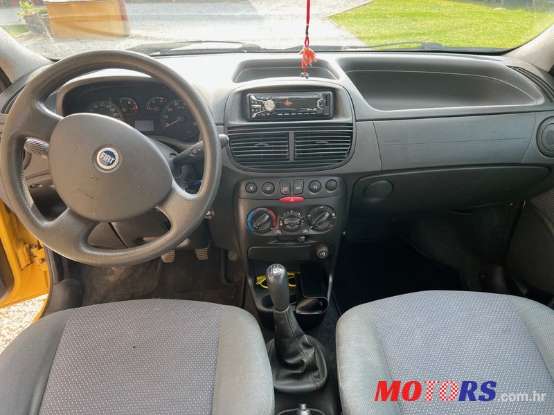 2004' Fiat Punto photo #6