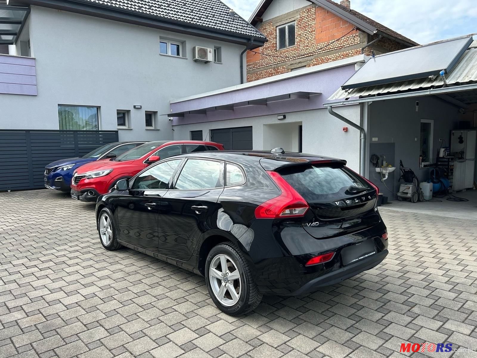 2015' Volvo V40 D2 photo #3