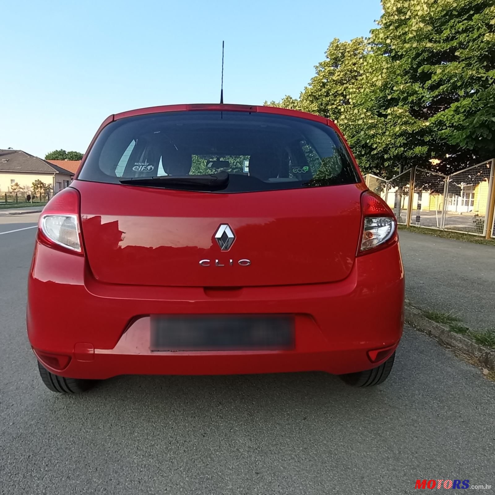 2008' Renault Clio 1,2 16V photo #2