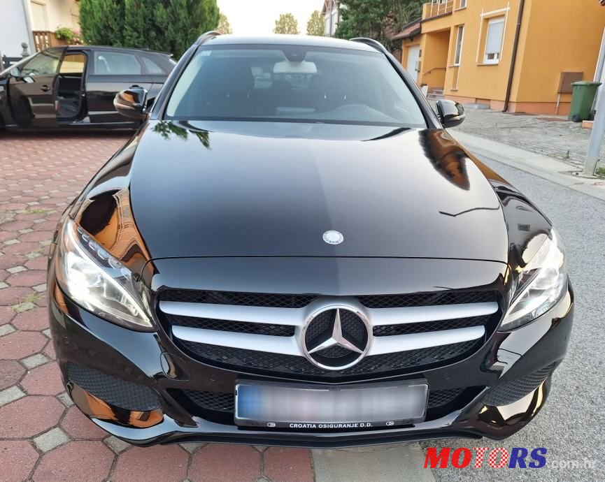 2015' Mercedes-Benz C-Klasa 200 T photo #5