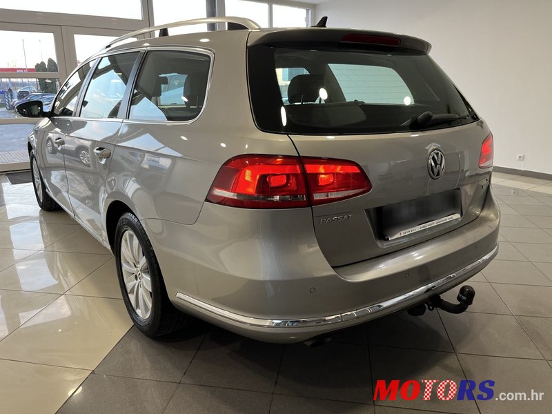 2014' Volkswagen Passat Variant photo #4