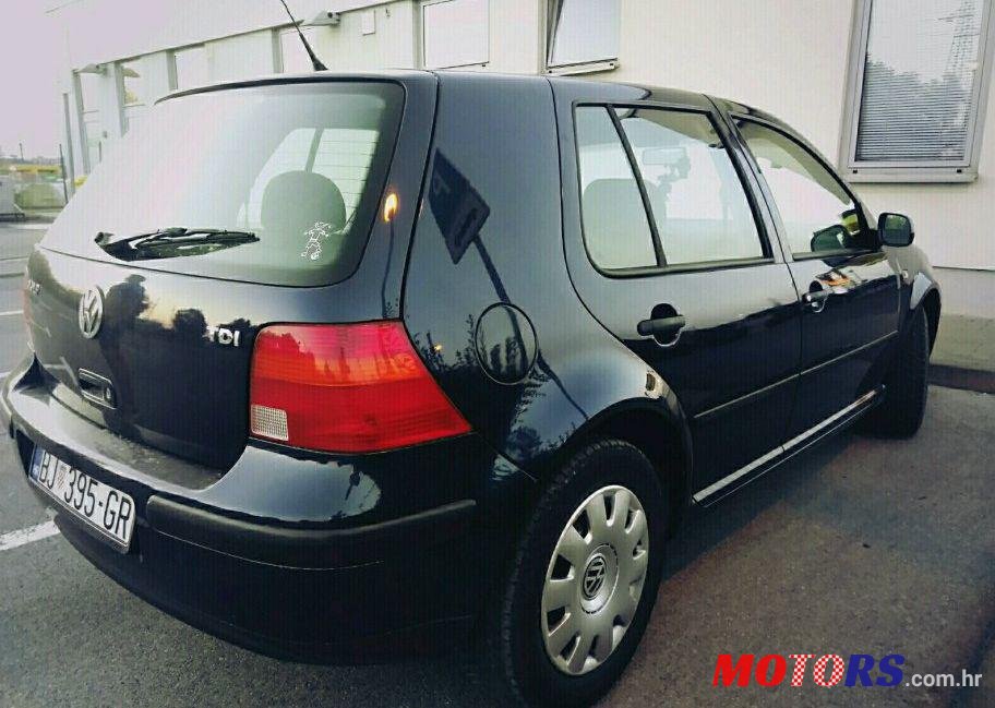 2003' Volkswagen Golf IV 1,9 Tdi photo #2