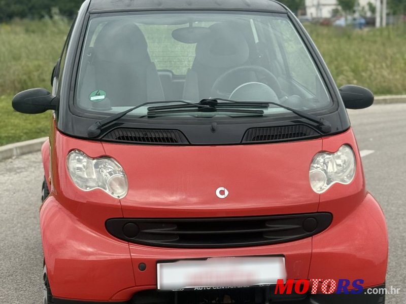2005' Smart Fortwo Pure Softip photo #2