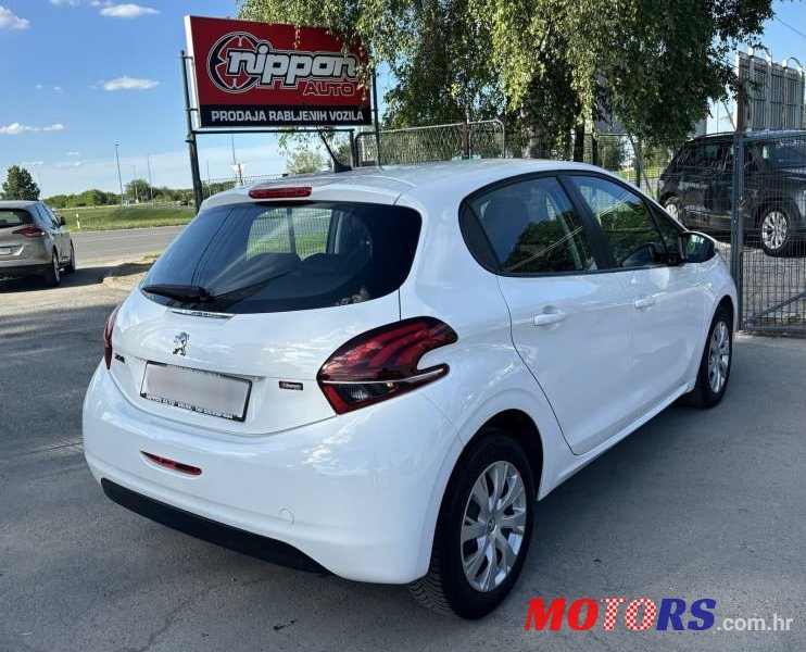 2019' Peugeot 208 1,5 Bluehdi photo #6