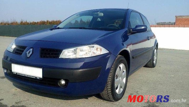 2004' Renault Megane Coupe 1,5 Dci photo #2