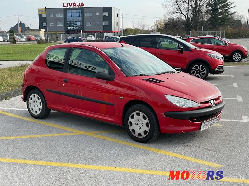 2005' Peugeot 206 photo #5