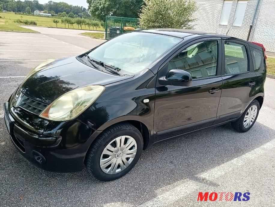 2009' Nissan Note 1,5 Dci photo #1