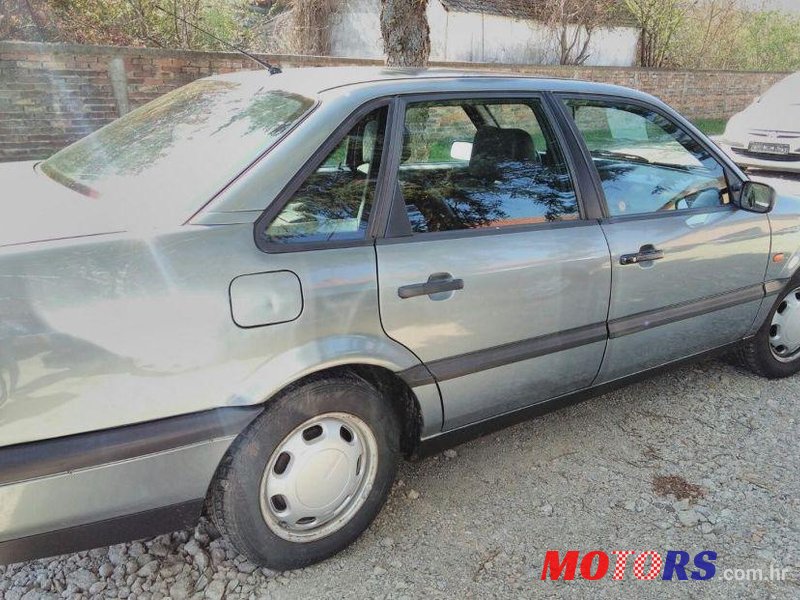 1994' Volkswagen Passat Gl Tdi photo #2