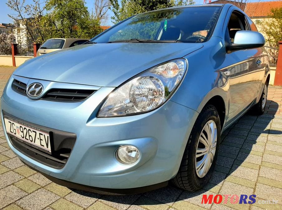 2012' Hyundai i20 1,2 photo #1
