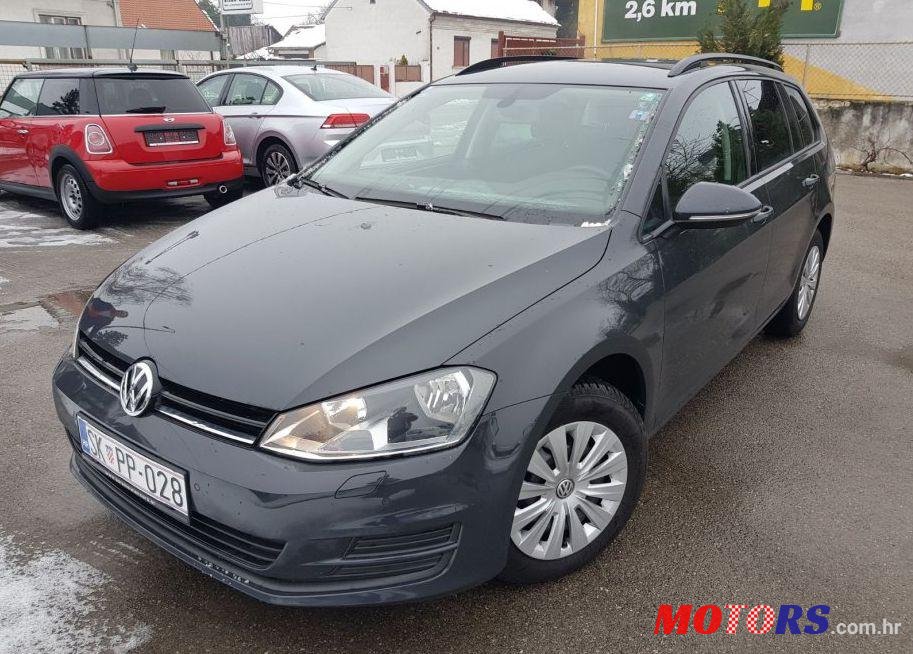 2013' Volkswagen Golf VII Variant photo #1
