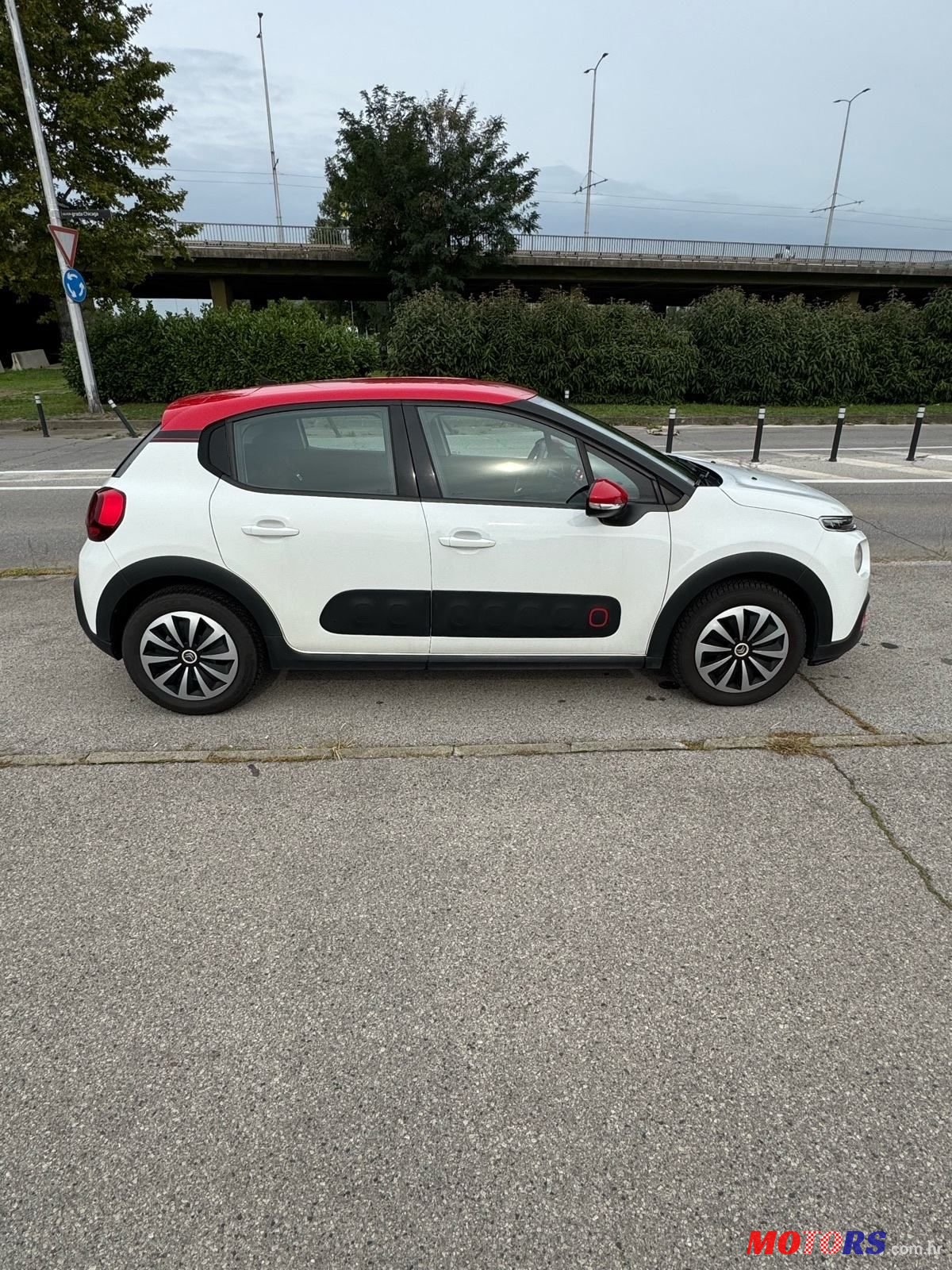 2018' Citroen C3 1,2 photo #4