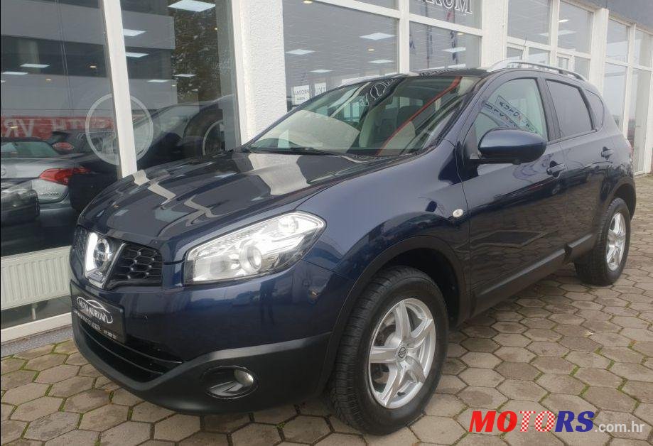 2013' Nissan Qashqai 1,5 Dci 360 photo #1