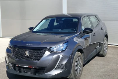 2022' Peugeot 2008 1,5
