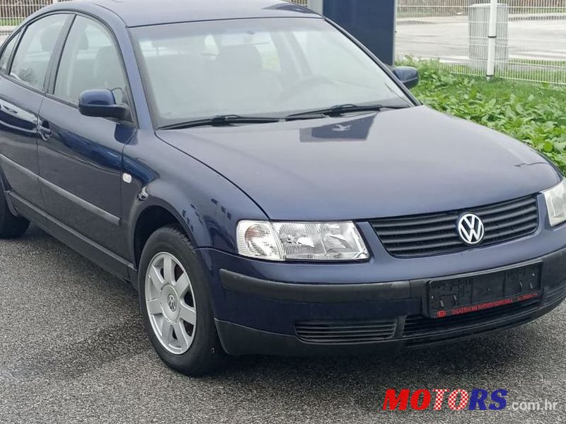 2000' Volkswagen Passat 1,9 Tdi photo #1