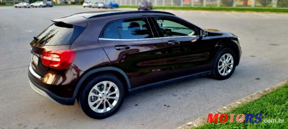 2015' Mercedes-Benz Gla 200 D 1 photo #4