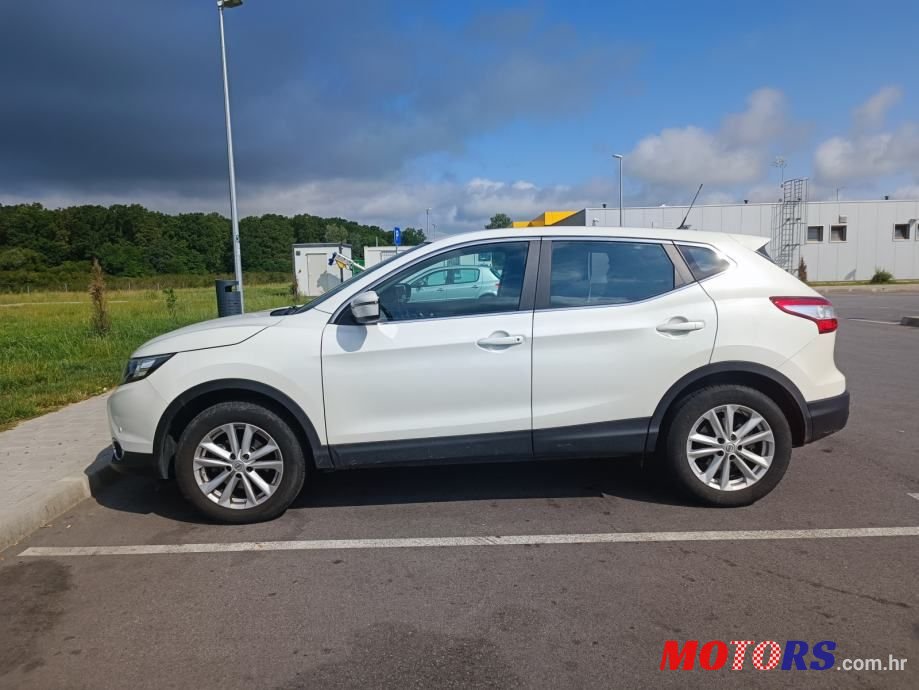 2017' Nissan Qashqai 1,2 Dig-T photo #2