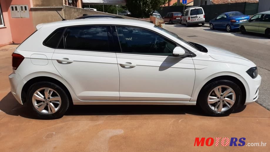 2019' Volkswagen Polo photo #4