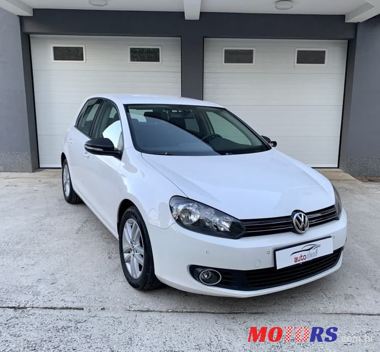 2011' Volkswagen Golf 6 1,6 Tdi photo #1