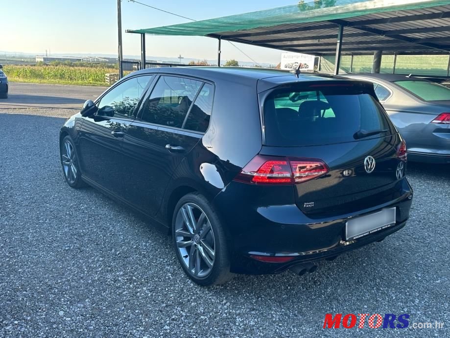 2013' Volkswagen Golf 7 photo #5