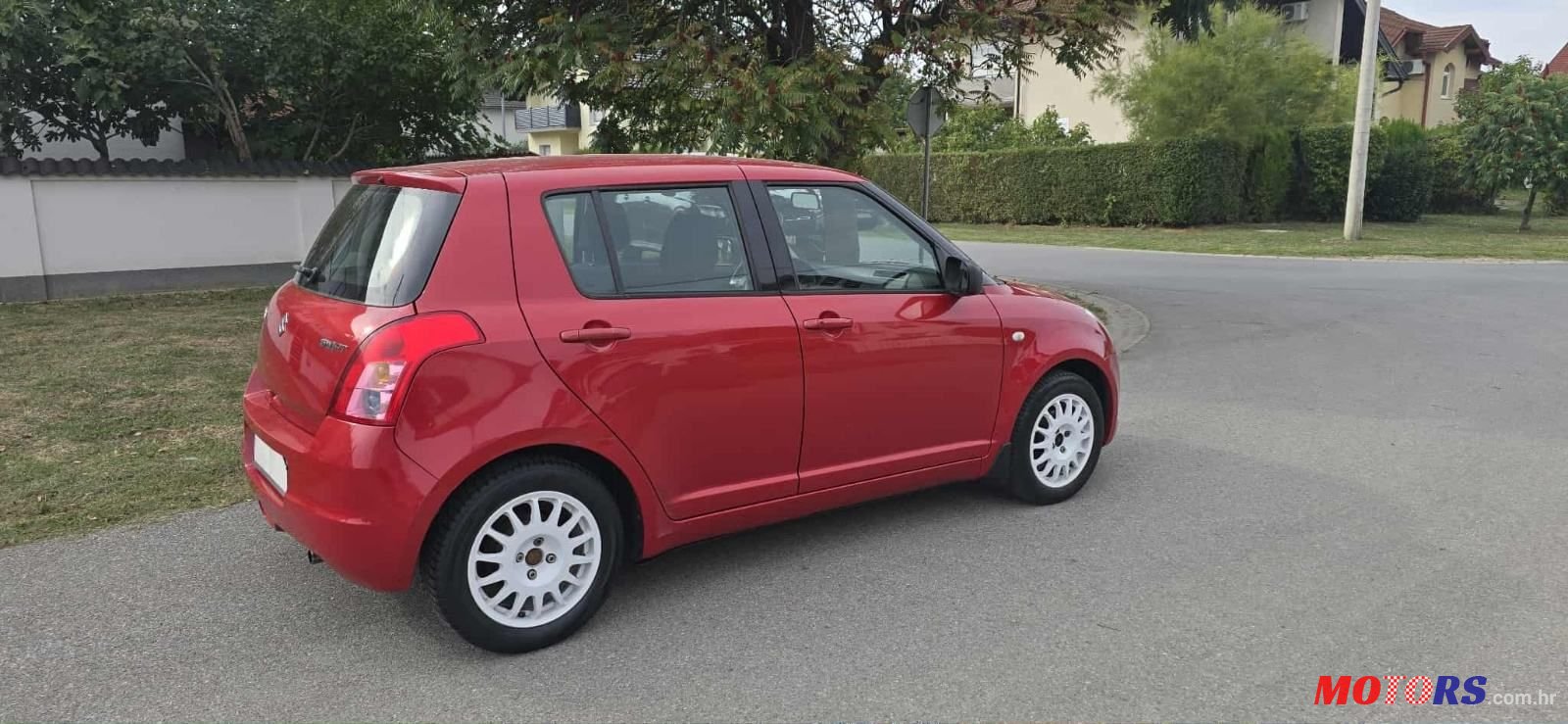 2008' Suzuki Swift 1,3 photo #2