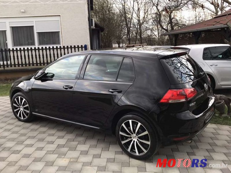 2015' Volkswagen Golf 7 1,6 Tdi Bmt photo #3