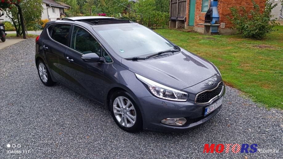 2014' Kia Ceed photo #3