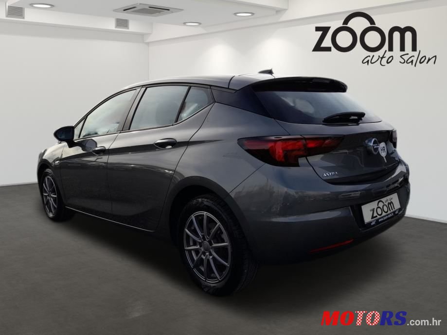 2018' Opel Astra 1.6 Cdti photo #4