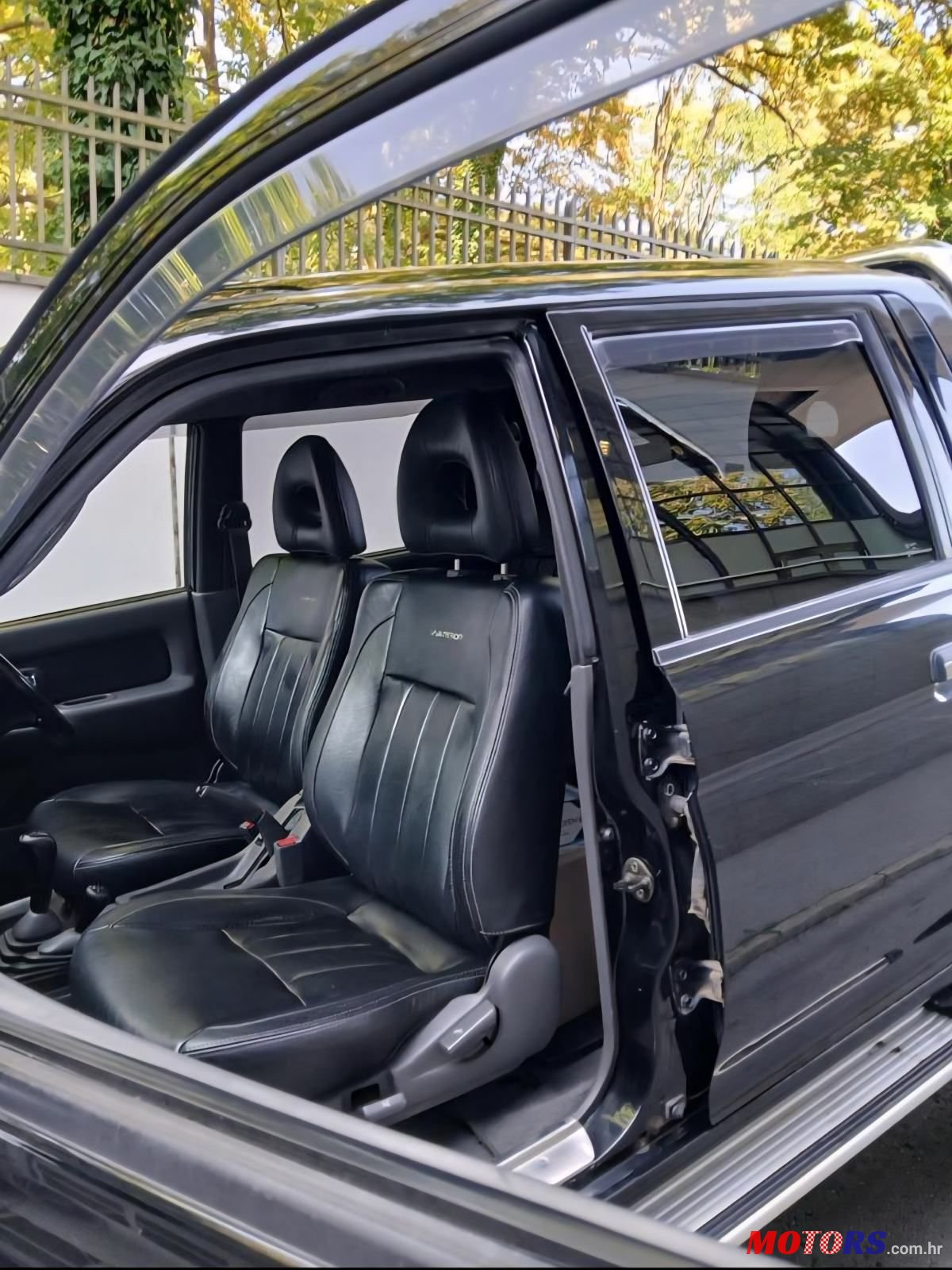 2003' Mitsubishi L200 Warrior photo #6