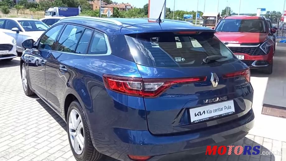2017' Renault Megane Grandtour photo #3