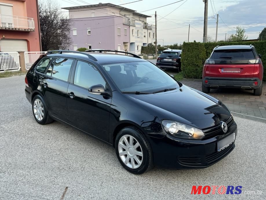 2011' Volkswagen Golf 6 1,6 Tdi photo #1