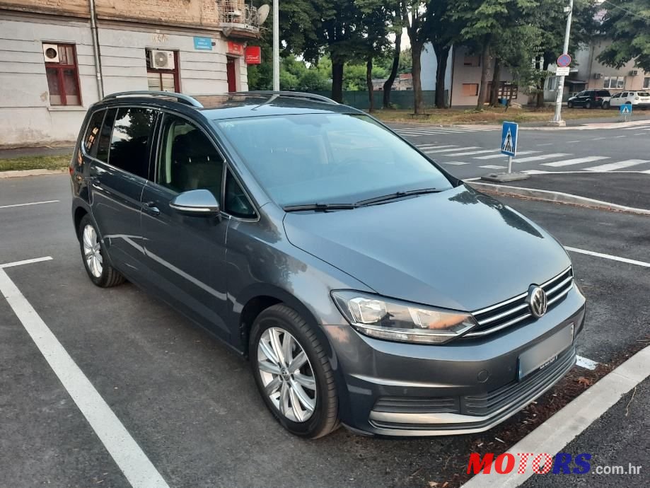 2017' Volkswagen Touran 2,0 Tdi photo #4