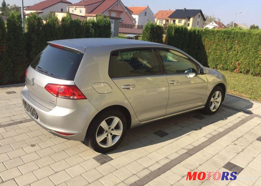 2013' Volkswagen Golf VII 1,6 Tdi Bmt photo #1